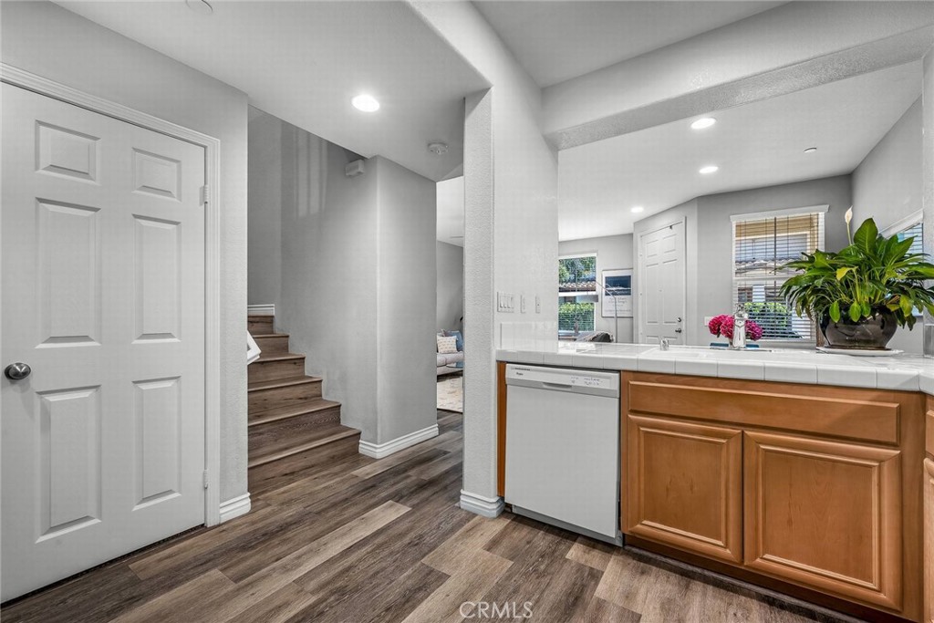 Aldea/Dos Vientos (208) - Residential Lease