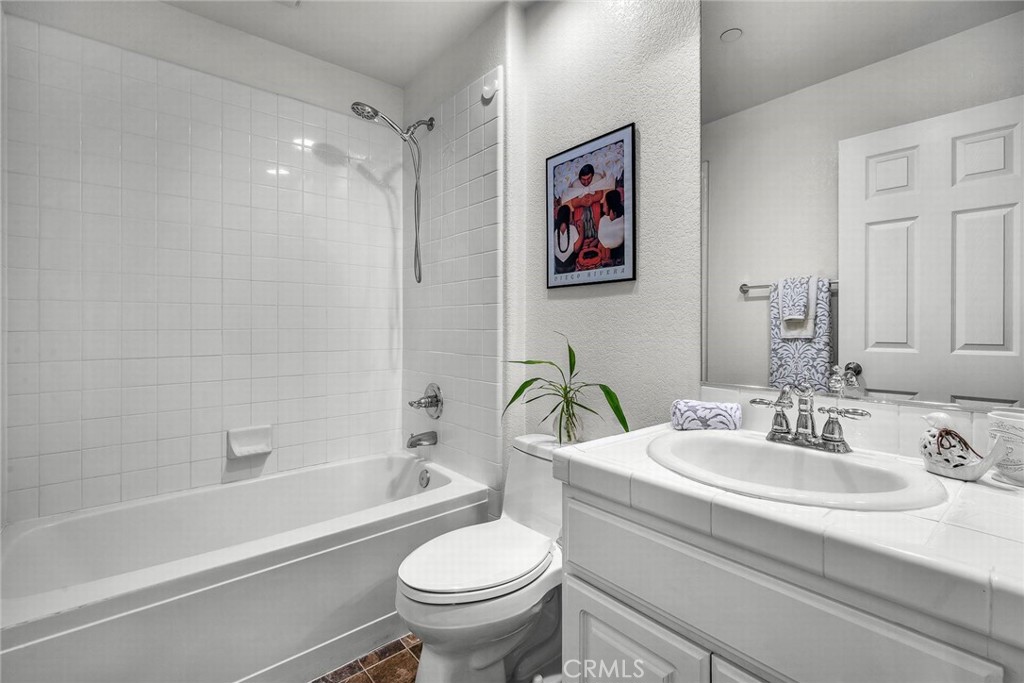 Aldea/Dos Vientos (208) - Residential Lease