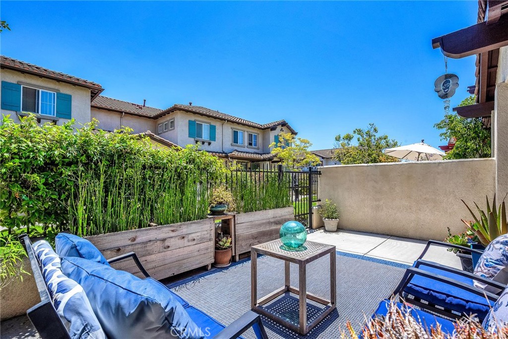 Aldea/Dos Vientos (208) - Residential Lease