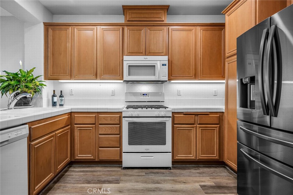 Aldea/Dos Vientos (208) - Residential Lease