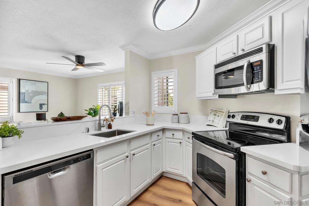 7545 Charmant Dr 1322