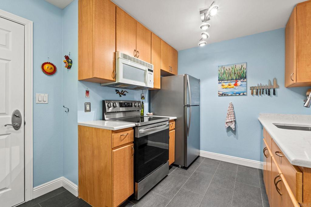 1435 India Street 401