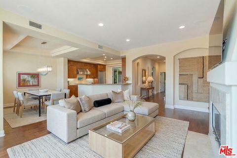 Photo of 23963 De Ville Way, Malibu, CA 90265 (MLS # 25591281)