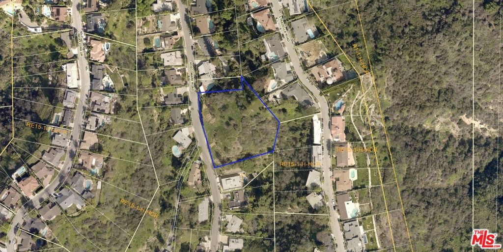 2130 Roscomare Road