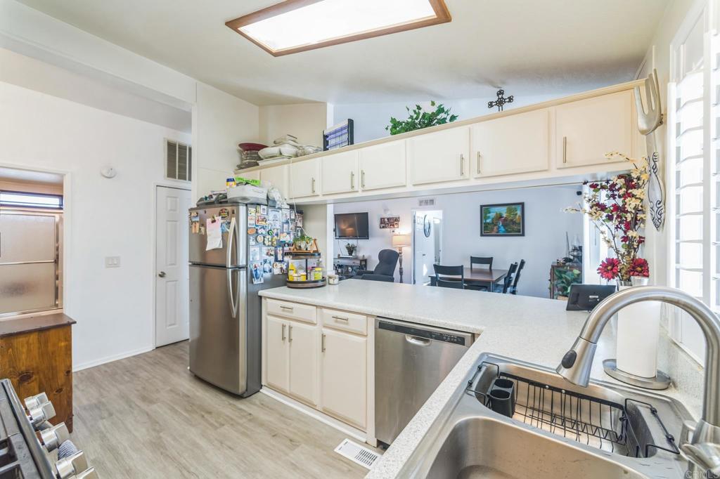 27250 Murrieta Road 364