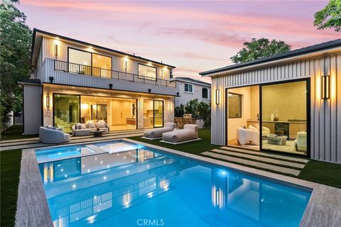 Photo of 14738 Otsego Street, Sherman Oaks, CA 91403 (MLS # SR25281023)