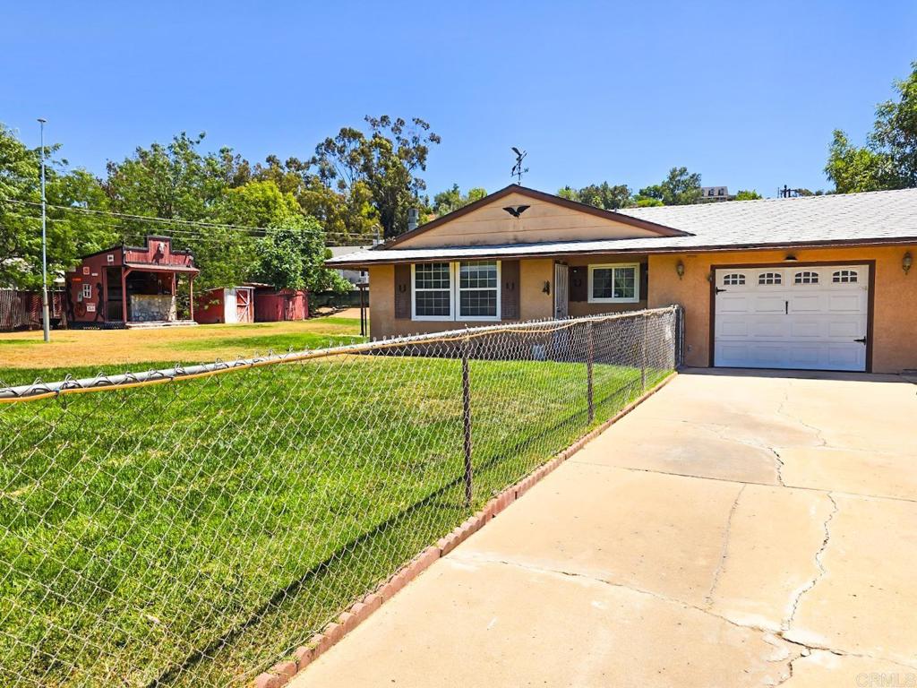 1804 El Cajon Lane