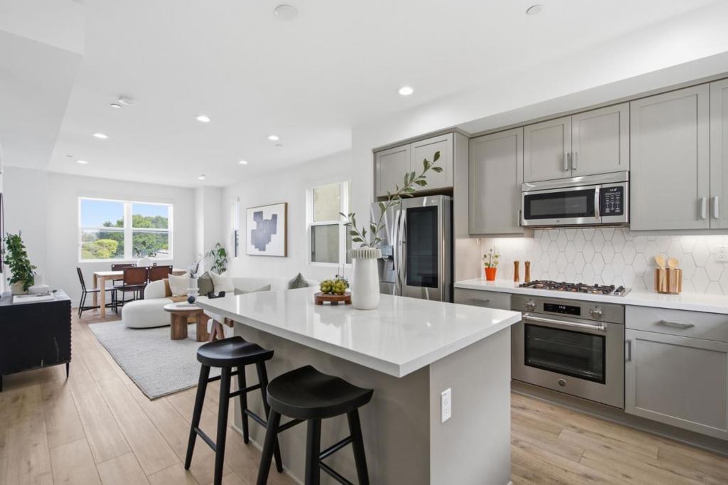 2637 Bantry Court