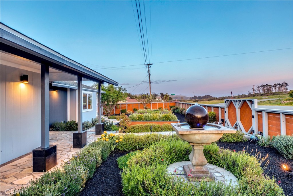 Town of El Moro(680) - Residential