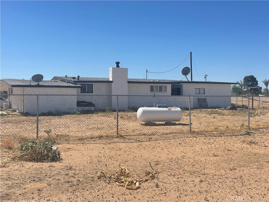 11252 Cactus Road