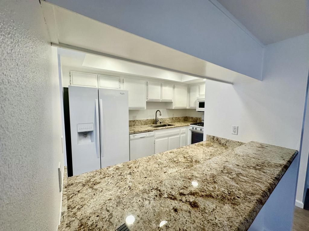 1150 E Palm Canyon Drive 60