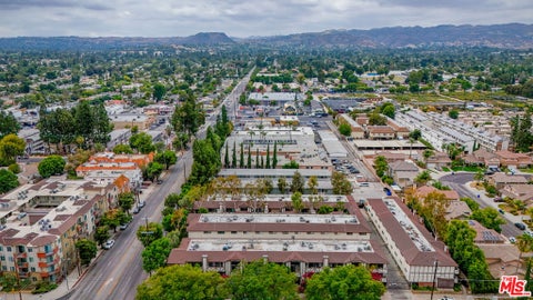 Photo of 21811 Saticoy Street #23, Los Angeles, CA 91304 (MLS # 26857083)