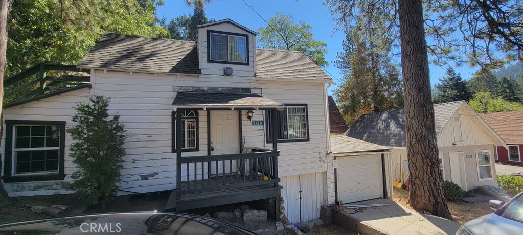 Two Homes on One Lot in Scenic Crestline!
Discover this unique opportunity in the beautiful mountain community of Crestline. This property features two charming homes just steps away from restaurants, Lake Gregory, coffee shops, and antique stores.
The main cabin offers a spacious living room, a cozy loft bedroom, a garage, and a recently remodeled bathroom with a walk-in shower.
The detached mother-in-law quarters includes one bedroom, a kitchenette, a separate living area, and its own bathroom—perfect for guests, rental income, or extended family.
Enjoy mountain living with convenience and character, all within walking distance of local favorites!