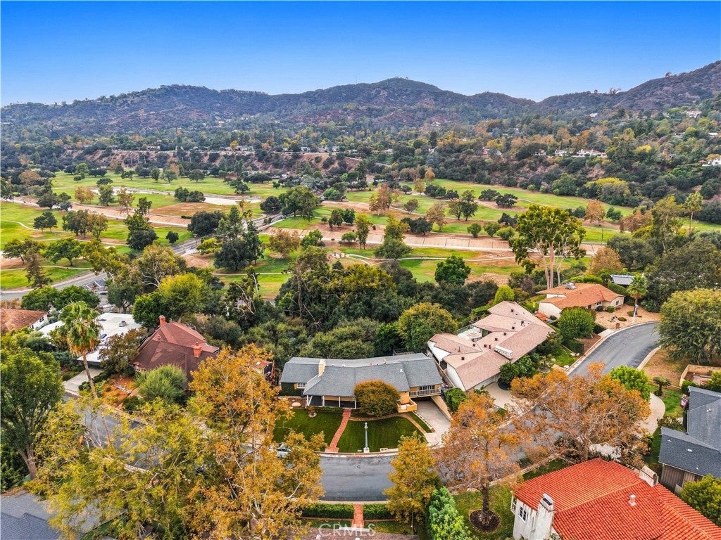 1731 La Cresta Drive