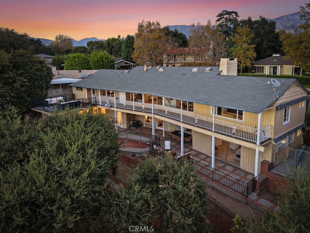 1731 La Cresta Drive