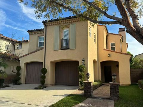 Photo of 10 Inglenook, Irvine, CA 92602 (MLS # OC25265462)