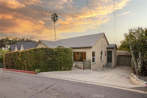 Photo of 1119 Princeton Drive, Glendale, CA 91205 (MLS # CV25278038)