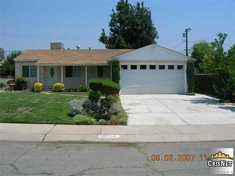 8358 Murietta Panorama City CA 91402
