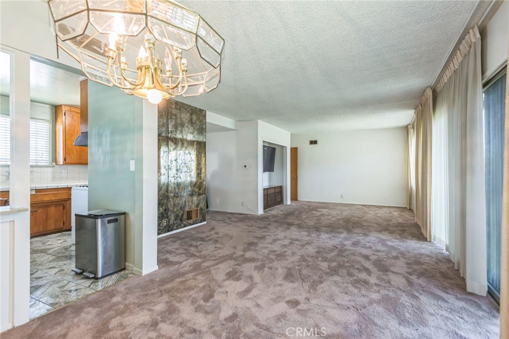 1908 W 134th Place