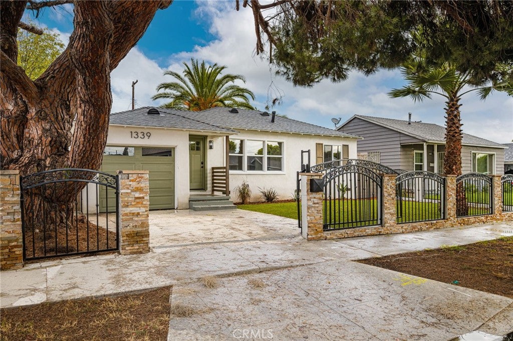 1339 W Magnolia