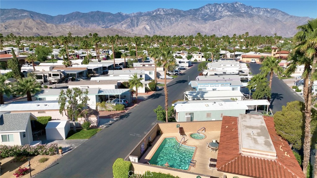 Desert Shadows RV Resort (33619) - Manufactured In Park