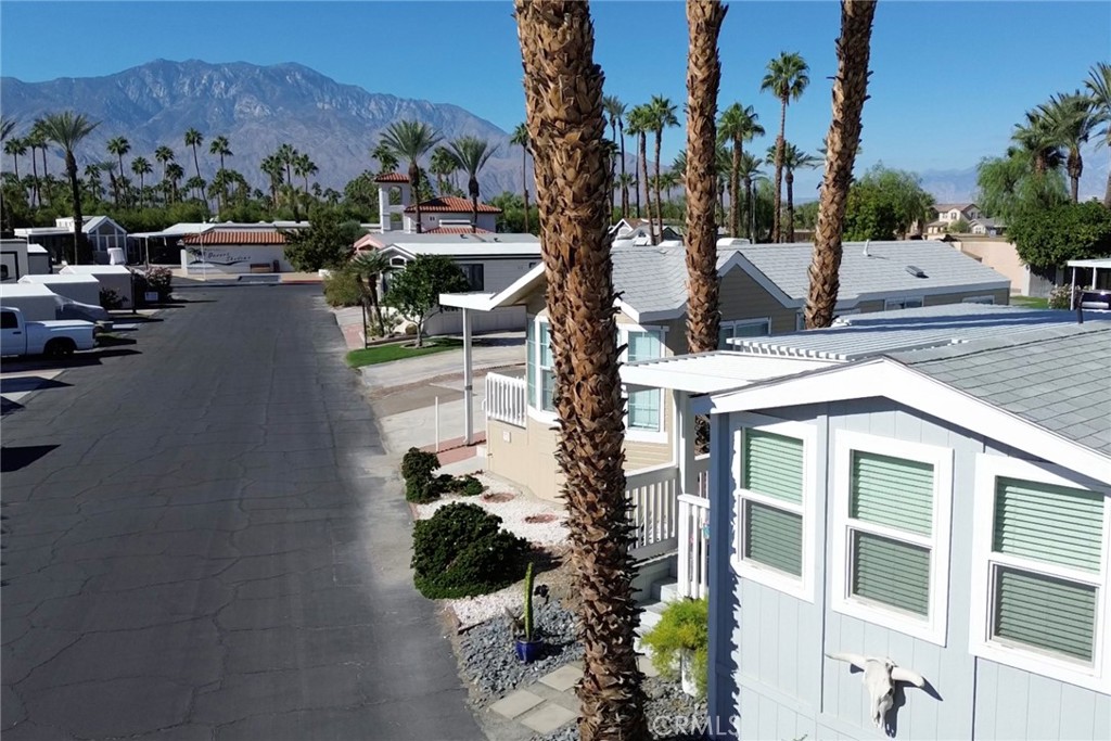 Desert Shadows RV Resort (33619) - Manufactured In Park