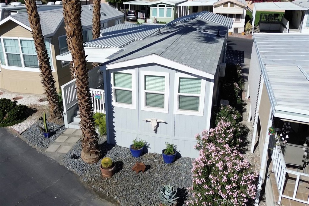 Desert Shadows RV Resort (33619) - Manufactured In Park