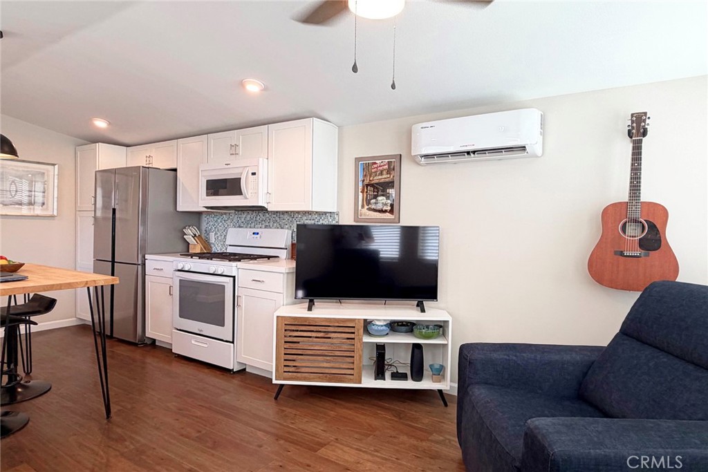 Desert Shadows RV Resort (33619) - Manufactured In Park