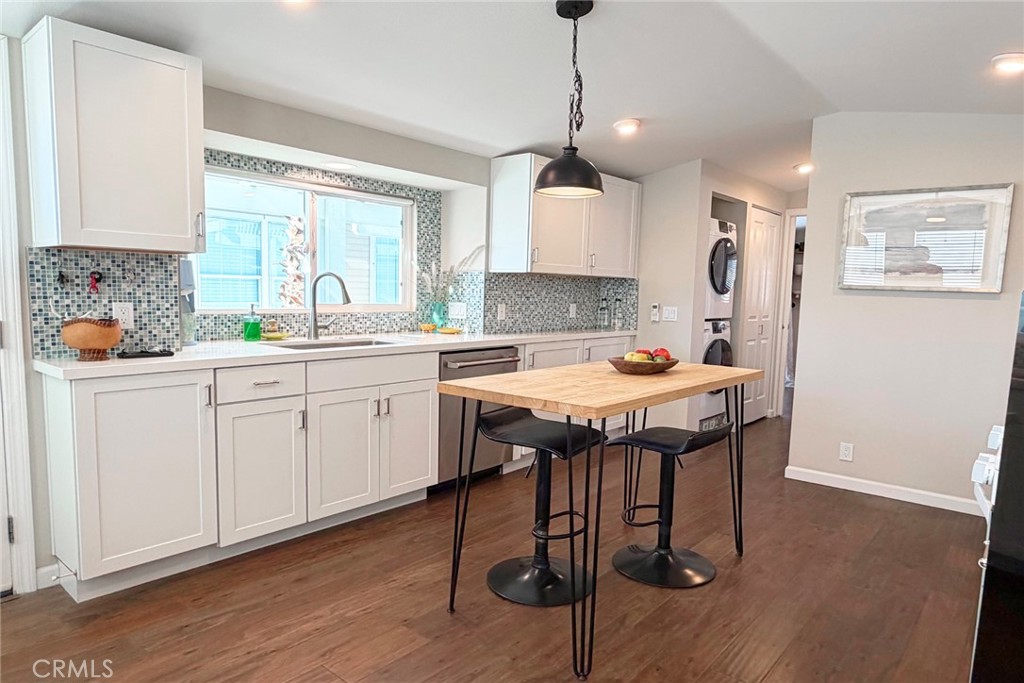 Desert Shadows RV Resort (33619) - Manufactured In Park