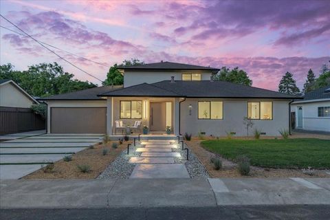 Photo of 104 Hardy Avenue, Campbell, CA 95008 (MLS # ML82048790)
