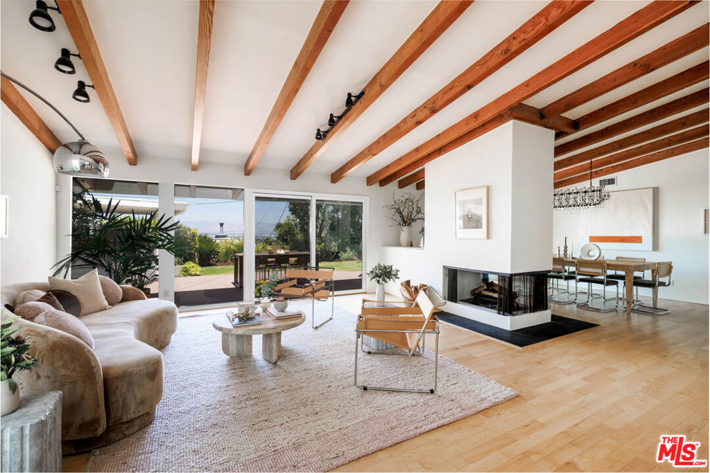 Photo 1 of 34 — 3554 Berry Drive, Studio City, CA 91604