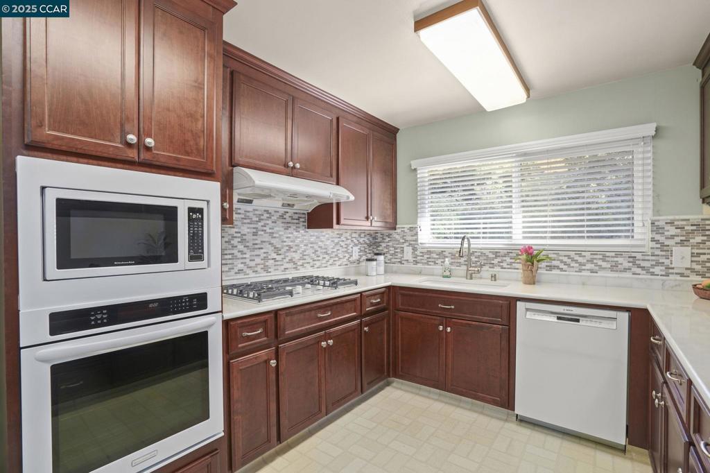 EL SOBRANTE - Residential