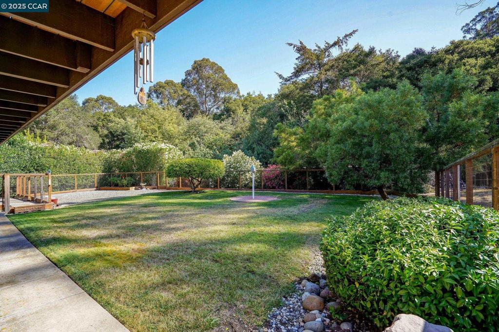 EL SOBRANTE - Residential