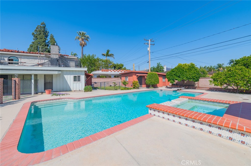 10252 Lesterford
