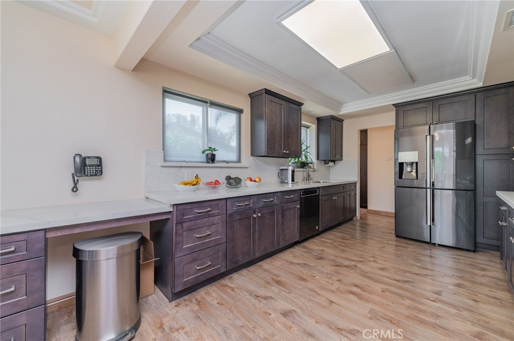 10252 Lesterford