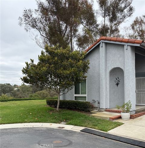 Photo of 27766 Via Granados, Mission Viejo, CA 92692 (MLS # OC26109849)