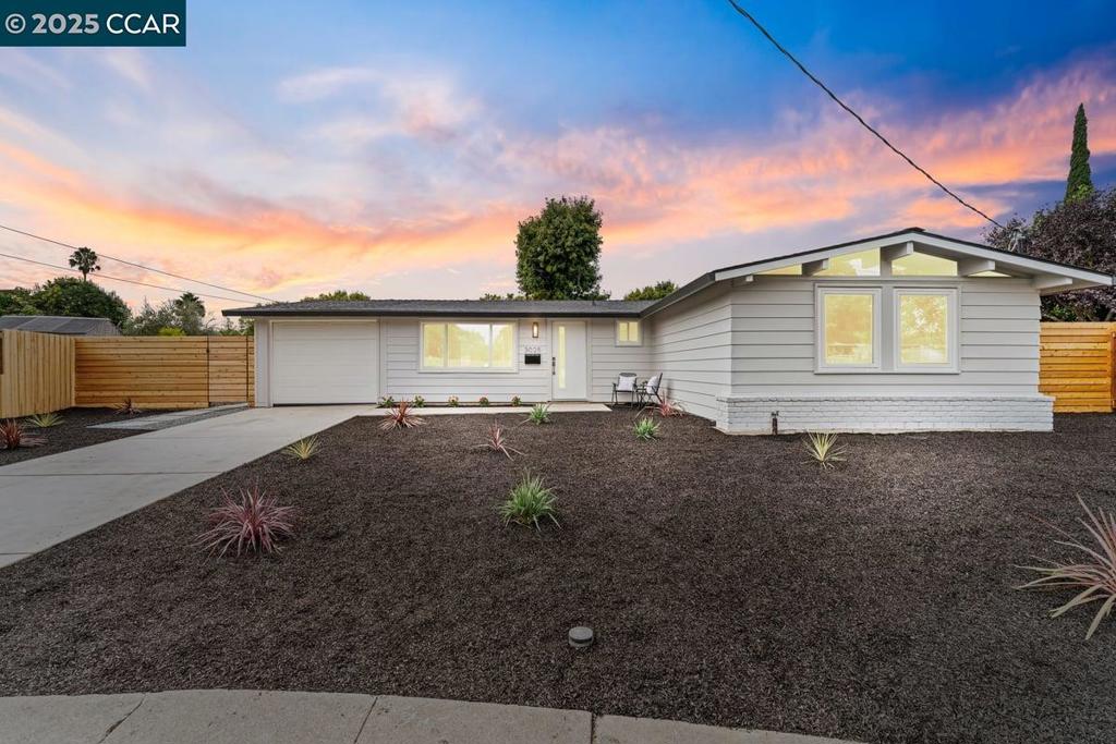 GLENBROOK HGHTS - Residential