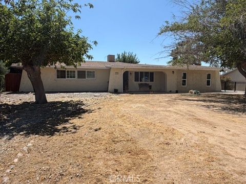 Photo of 7602 MONTROSE AVENUE AVE, Hesperia, CA 92345 (MLS # CV26125755)