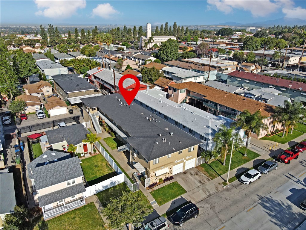 7333 Comstock Avenue