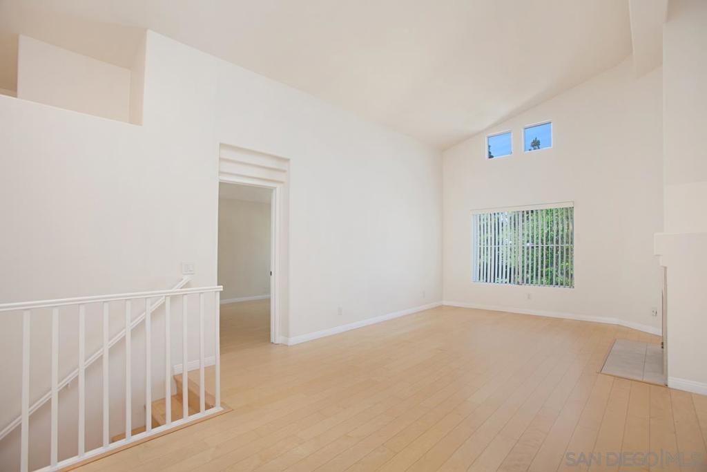 5558 Renaissance Ave 1