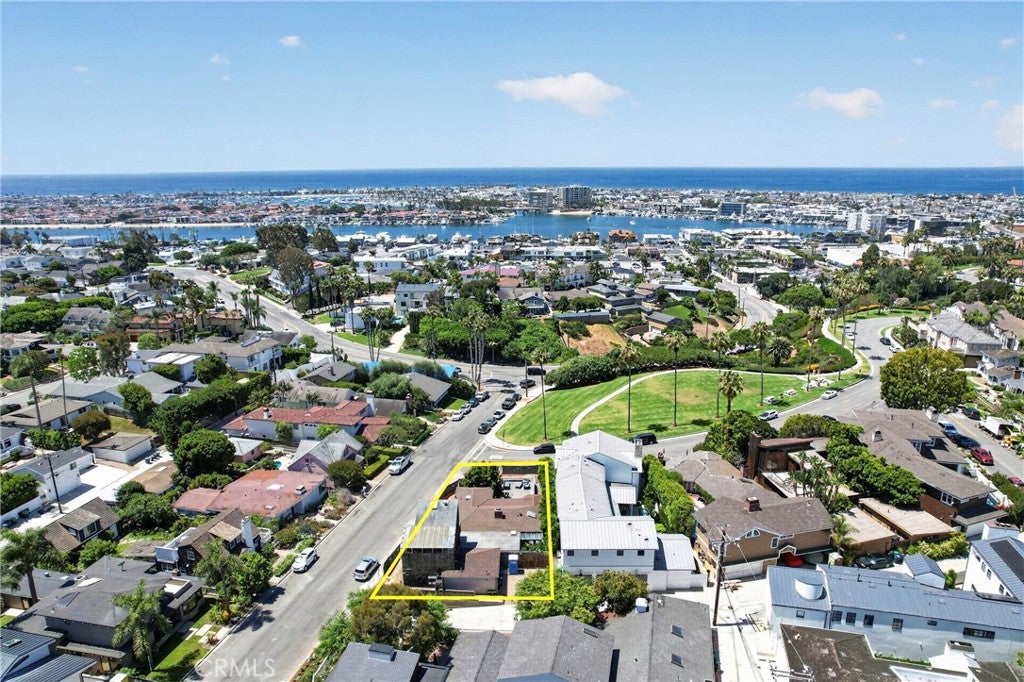 2700 Cliff, Newport Beach CA 92663 - Photo 14