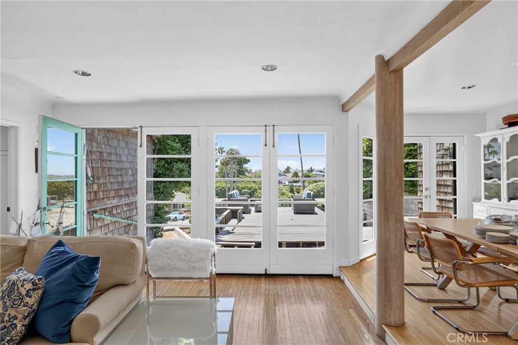 2700 Cliff, Newport Beach CA 92663 - Photo 31
