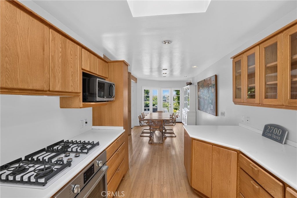 2700 Cliff, Newport Beach CA 92663 - Photo 24