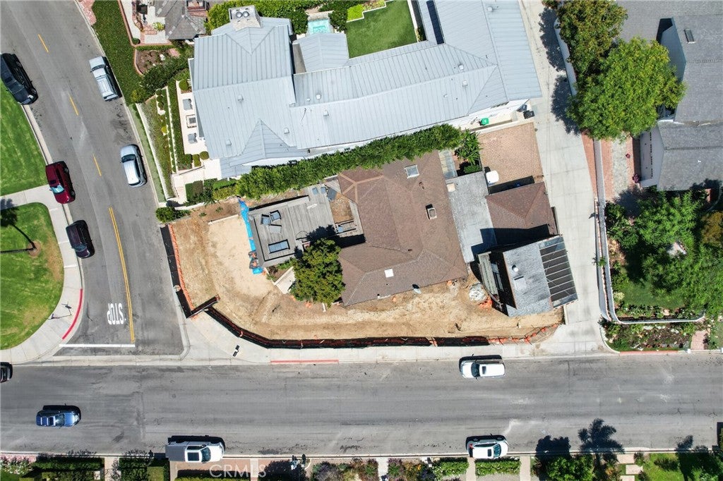 2700 Cliff, Newport Beach CA 92663 - Photo 9