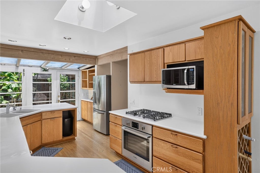 2700 Cliff, Newport Beach CA 92663 - Photo 23