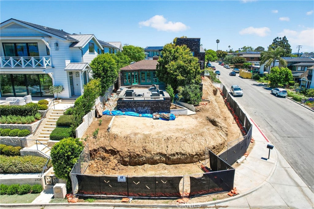 2700 Cliff, Newport Beach CA 92663 - Photo 7