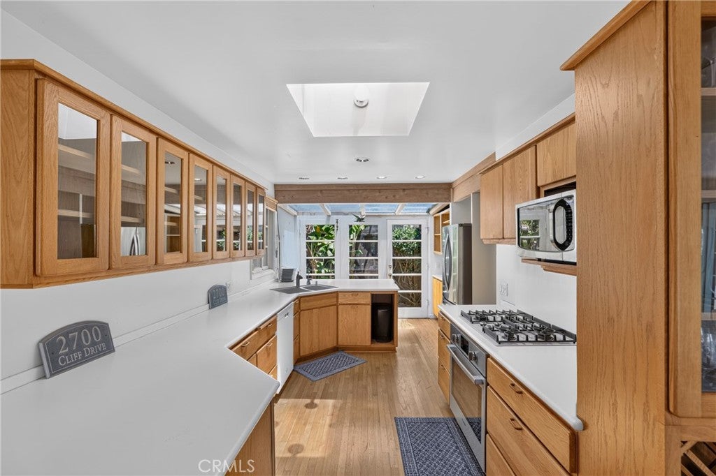2700 Cliff, Newport Beach CA 92663 - Photo 22