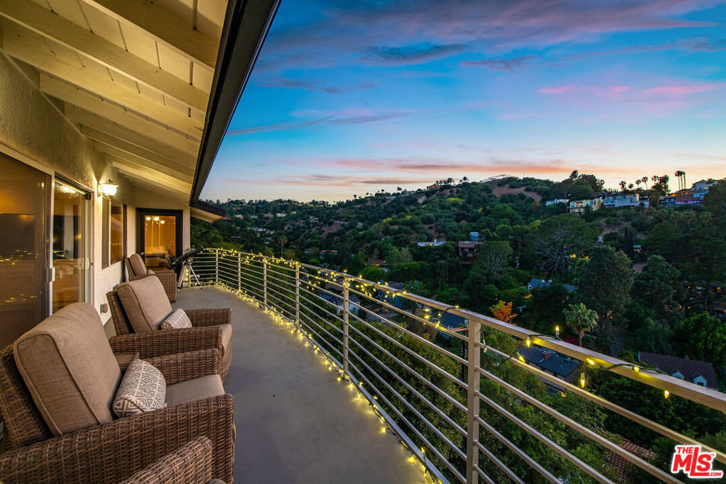 3909 Glenridge Drive