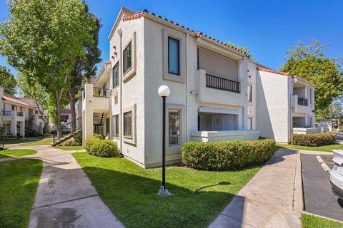 Photo of 8393 Capricorn Way #91, San Diego, CA 92126 (MLS # 260007292SD)