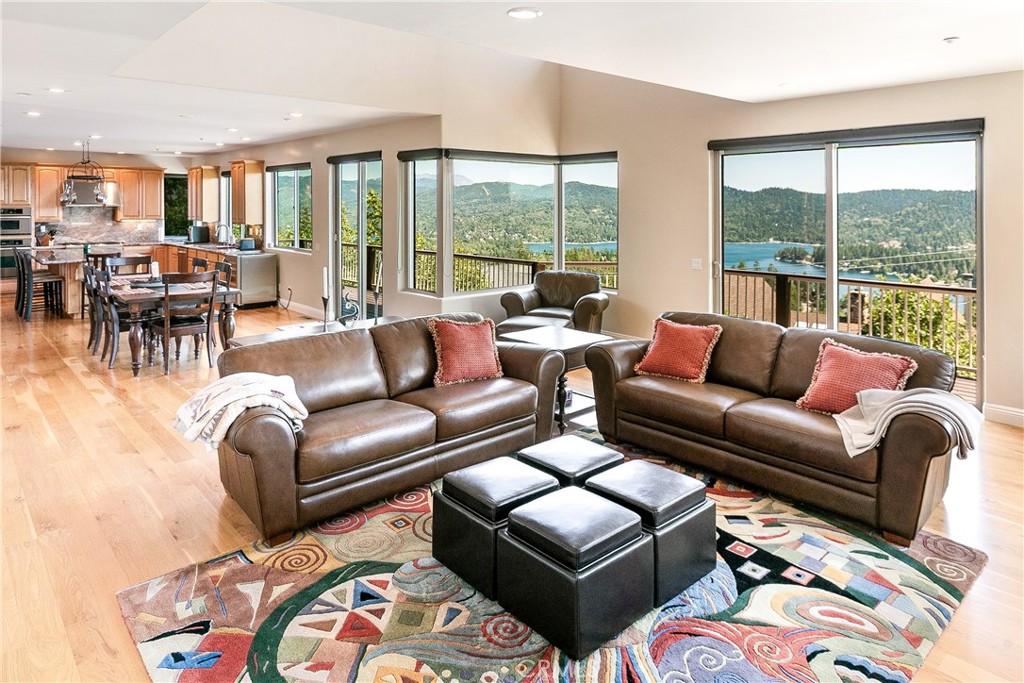 Arrowhead Woods (AWHW) - Residential